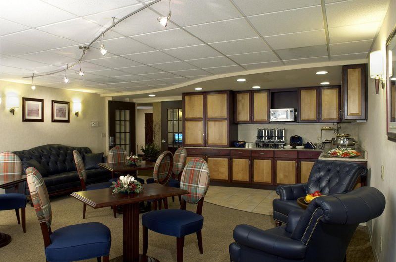 Sheraton Cleveland Airport Hotel Bagian luar foto